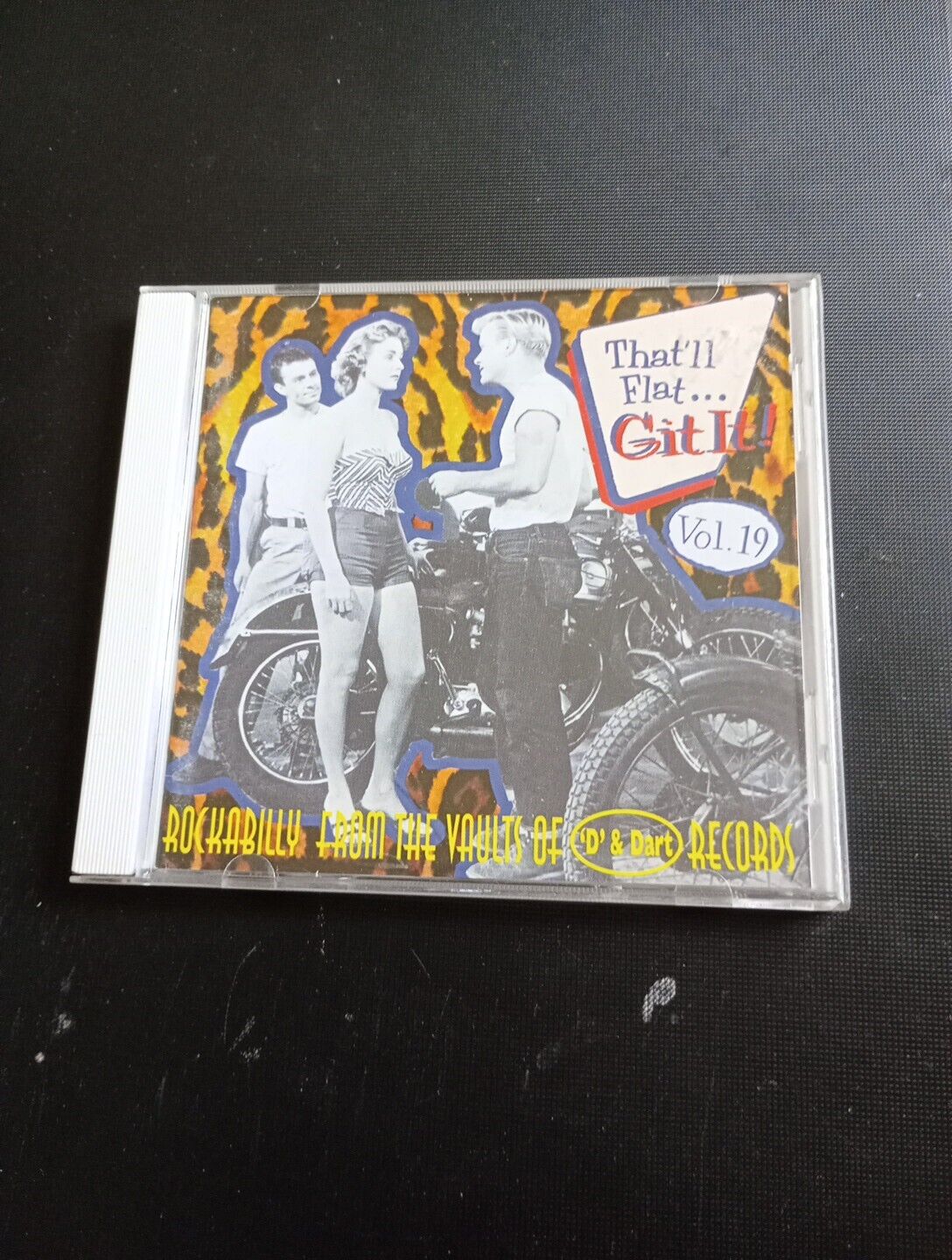 CD - THATLL FLAT GIT IT - volume 29 Nineteen. D&Dart Records 