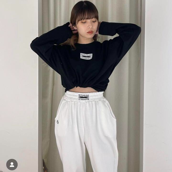 LE SSERAFIM×épine Eé sweat set up black
