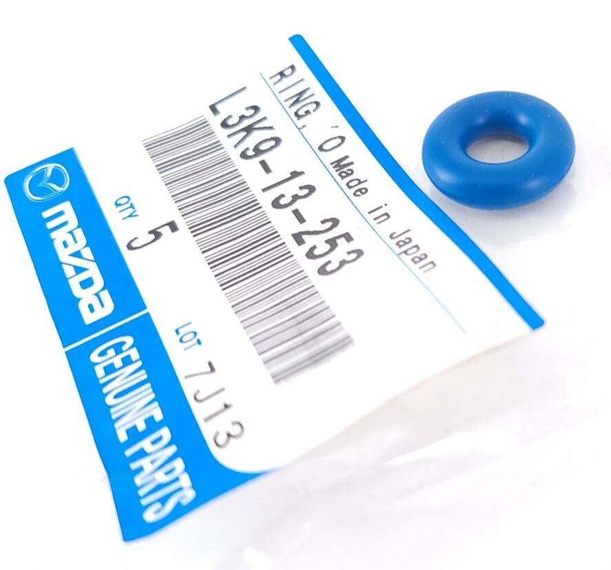 MAZDA3 kojikyk　1本ずつ MAZDA3 kojikyk 1本ずつ MAZDA3 18インチホイール kojikyk 1本ずつ