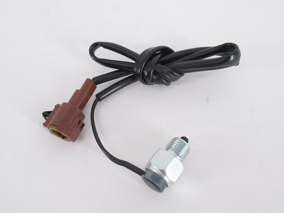 Interruptor de seguridad neutro genuino OEM Subaru 32008AA074 Foto 2 de 4