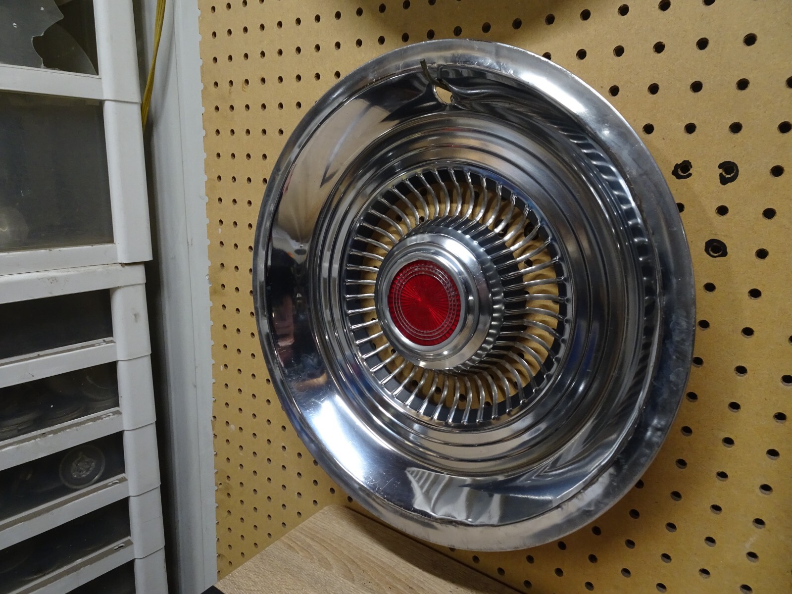 1975 1976 1977 Ford Granada Maverick Zephyr Monarch 14" Hubcaps Wheel