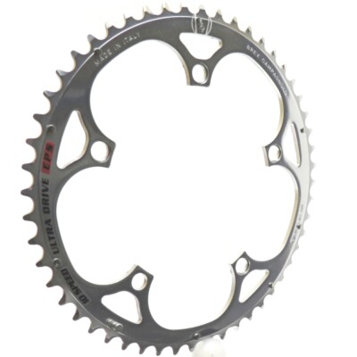 Plateau Campagnolo 52 Dents 135 BCD – Alu Argenté – Très Bon état
