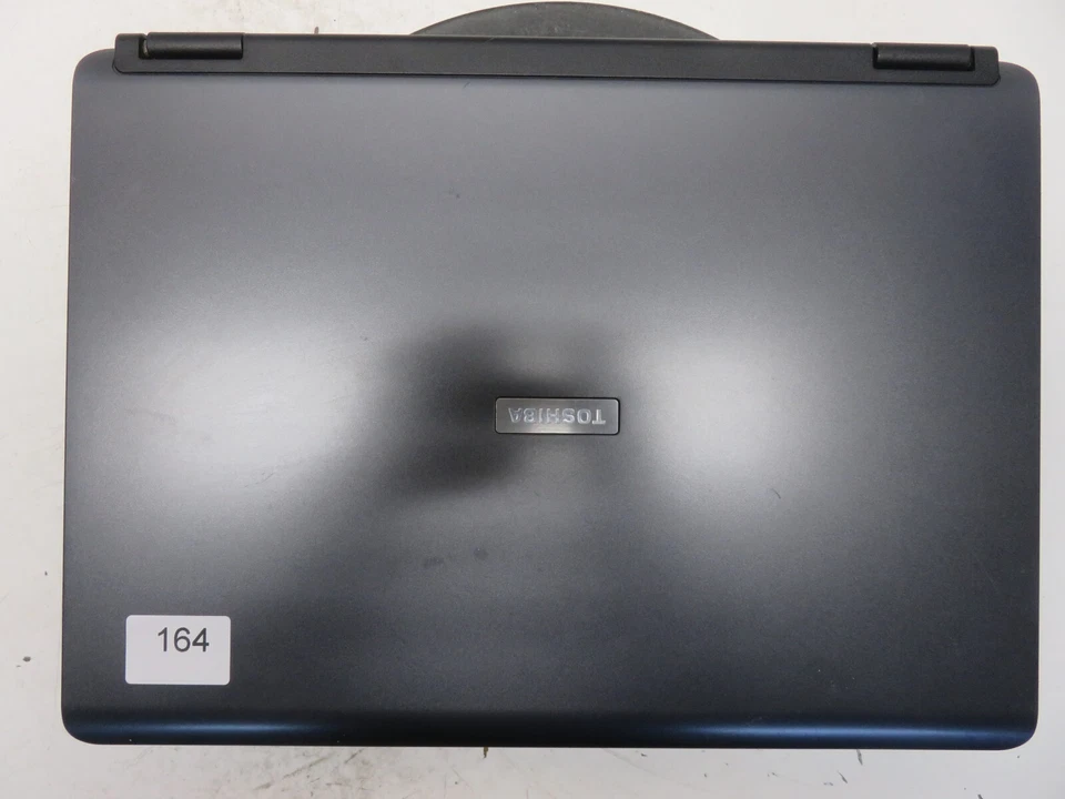 Toshiba Satellite A135-S4527 Pentium Dual-Core 2GHz 1GB SIN HDD Sin Batería Foto 2 de 4