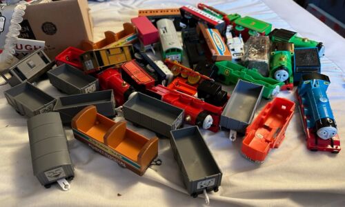 HUGE COLLECTION TAKARA TOMY PLARAIL TRAINS PART 2 MAINLY THOMAS POKEMON TRAIN - Picture 1 of 8