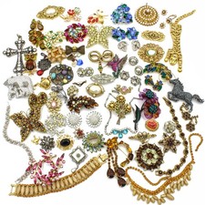 Costume Jewelry Brooches Pendant Earrings Bracelet Necklace Lot of 65 #M90143-4