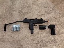 KWC CO2 Mini-Uzi V2 6mm Airsoft Hard Kick GBB w/Accessories & 10 Co2 cartridges