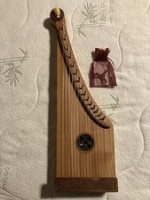 Ron Cook Winged Psaltery with tuning key
