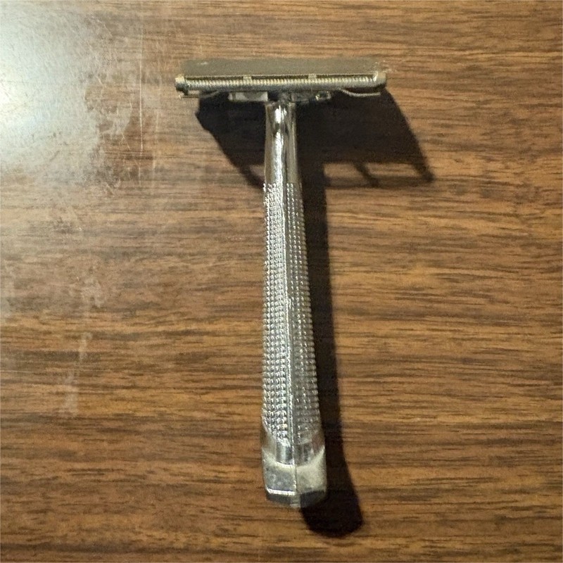 Vintage GEM Metal Safety Razor 