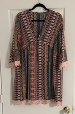 SHEIN Multicolor Patterned 3/4 Sleeves V-Neck Mini Dress with Lace Trim