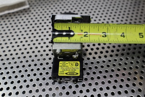 Rees 40102-101 Drucktastenbediener mit Vorhängeschlossbefestigung Neu (2 Stück) Siehe alle Bilder - Bild 15 von 16
