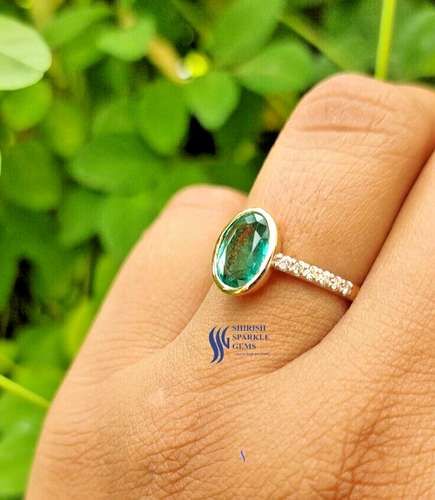 14K SOLID GOLD EMERALD ENGAGEMENT RING WITH DIAMONDS - Picture 4 of 7
