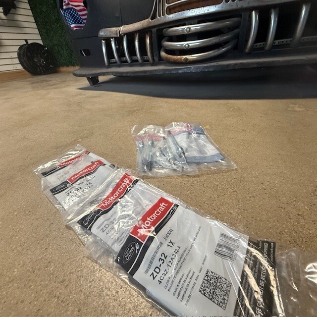 8 Motorcraft ZD-13 Diesel Glow Plug 4C3Z-12A342-AA for 6.0 Powerstroke Engine