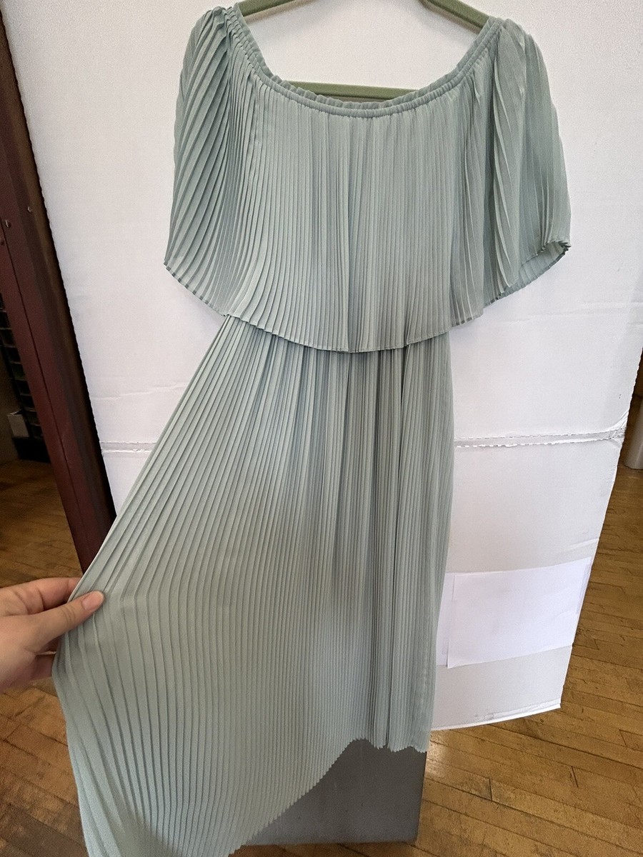 green emerald velvet dress ZARA. Bottle green pleated midi dress. Size XS – Hibuy market