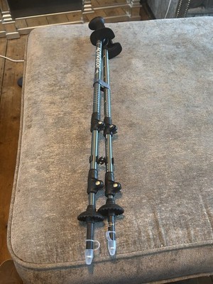 ACTIVATOR  2 Wanderstöcke - verstellbar, leicht, ideal für Stabilität & Reisen