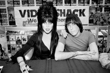 Cassandra Peterson in costume as Elvira musician Johnny Ramone pos- Old Photo 1