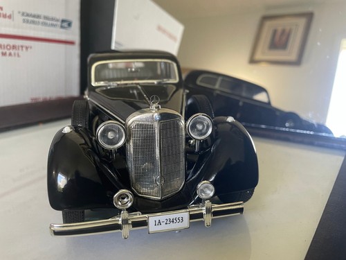 Mercedes-Benz - 1938 Signature 770K - 1:18 Scale - Picture 6 of 10