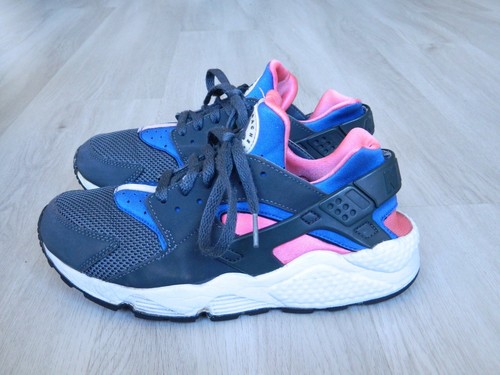 Nike Air Huarache Run Ladies Trainers Grey, Blue & Pink Size 5.5 / 38.5 - Picture 2 of 7