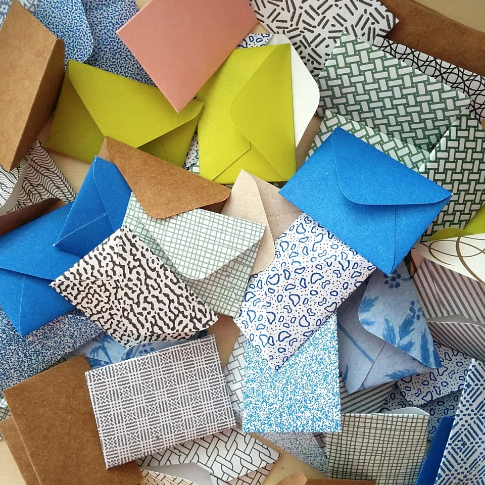 Super Mini Envelopes, mixed patterns, 3cm x 2cm, cute & mighty [ 40/pk ] - Image 2 of 4