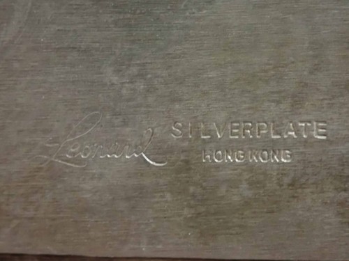 VINTAGE LEONARD SILVERPLATE EXPANDING ADJUSTABLE FOOTED TRIVET w/ FLORAL PATTERN - Picture 2 of 10
