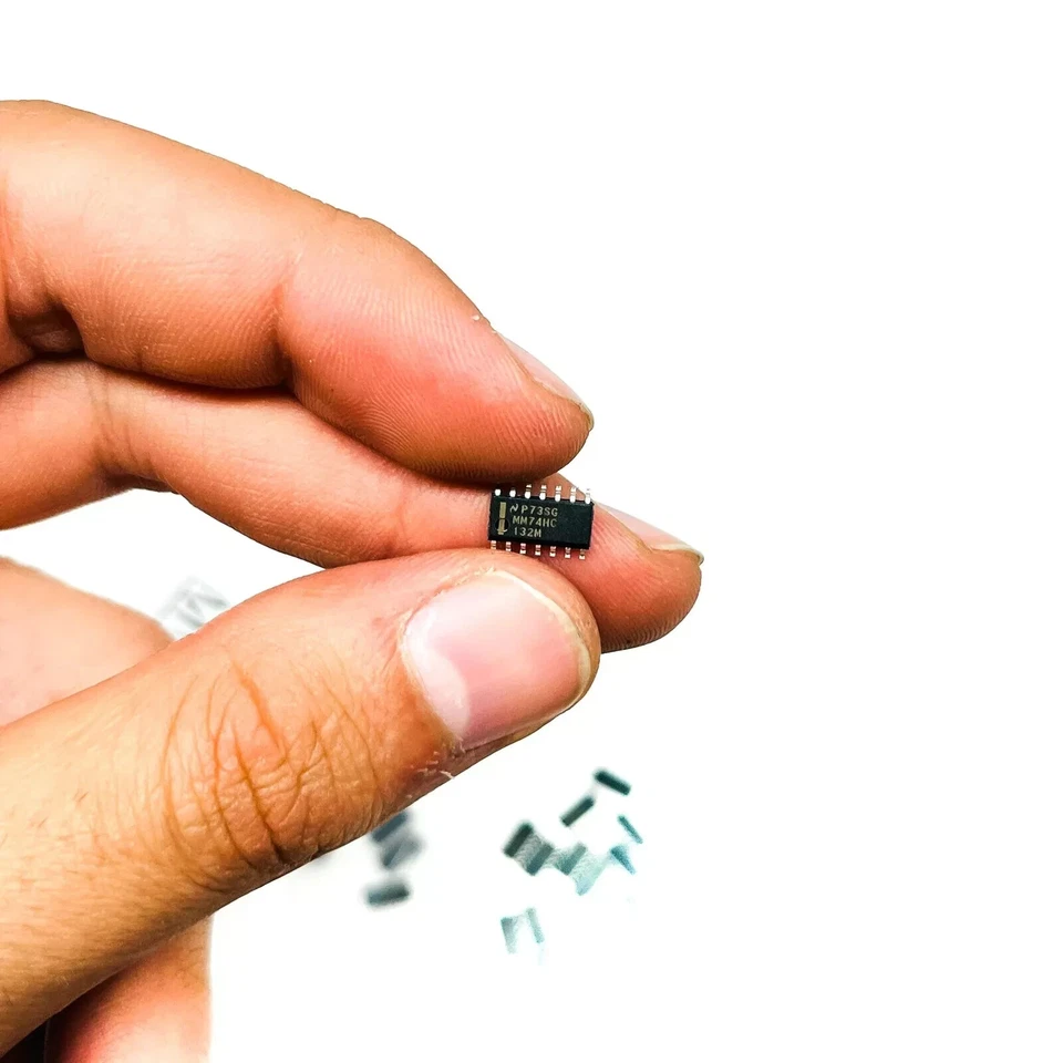 National Semiconductor MM74HC132M Nand Gate Logic IC Quad 14 Pin, 20 Pcs - Image 2 of 4