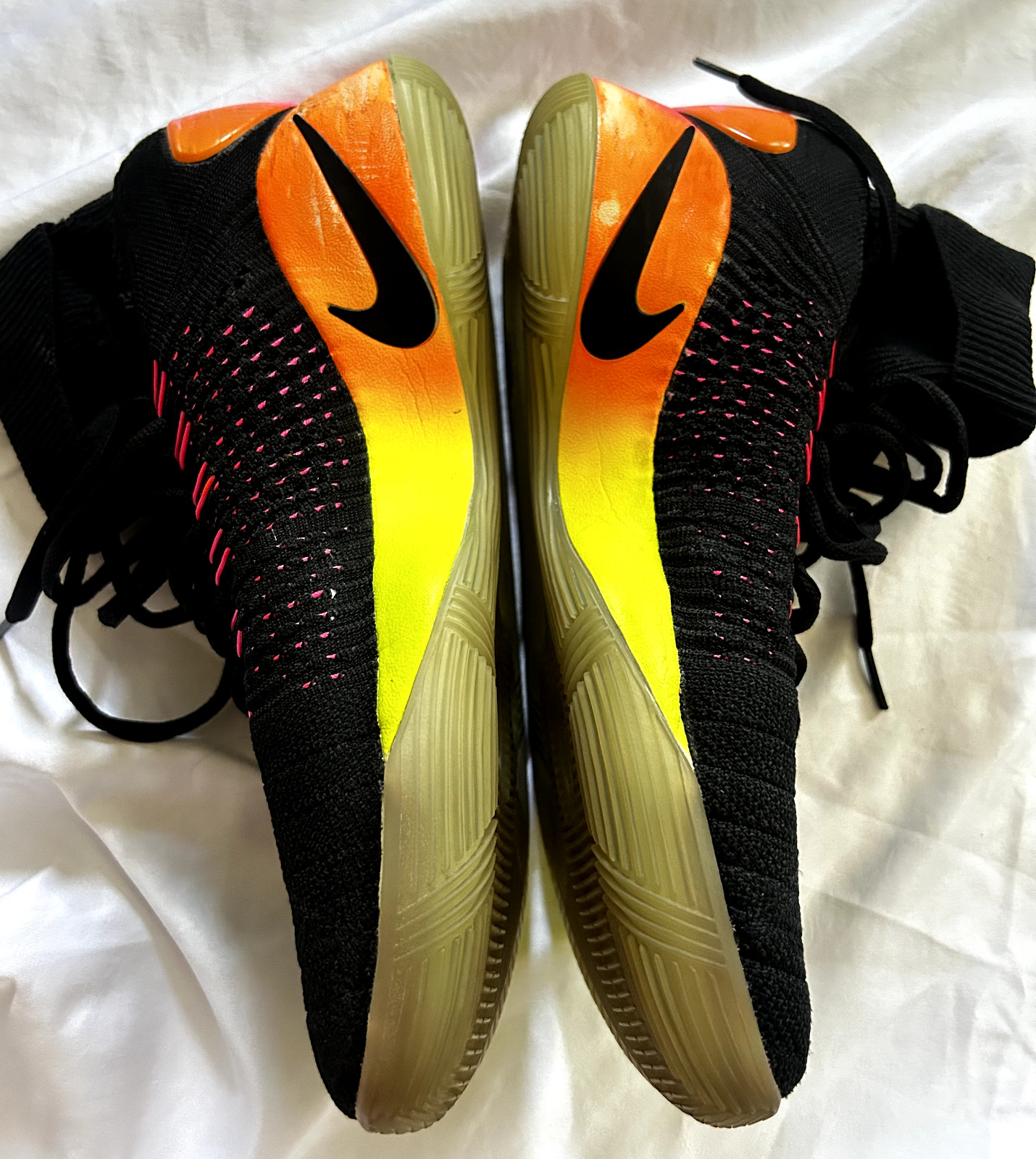 Size 8 - Nike Hyperdunk 2016 Flyknit Unlimited - image 17