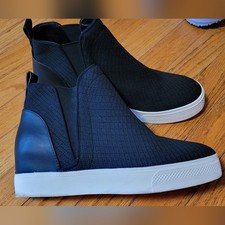 Steve Madden Slip On Bootie Sneakers 9 platform style