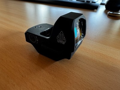 UTG RedDot 4 MOA OP3 Mikro SL   Gebraucht, Top Zustand, für Picatinny-Schiene