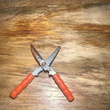 WWF Hasbro Wrestling Brutus the Barber Beefcake Scissors Clippers ONLY Original