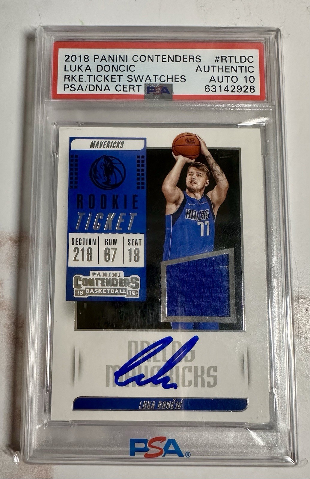 その他 NBA Luka Doncic rookie auto 2022-23 Panini Revolution Luka Doncic Autograph Fractal 25/100 PSA