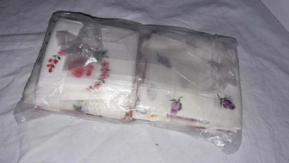 Lote de 8 lenços modernos do meio do século, motivo floral, com bolsa de vinil vermelha - Imagem 3 de 4