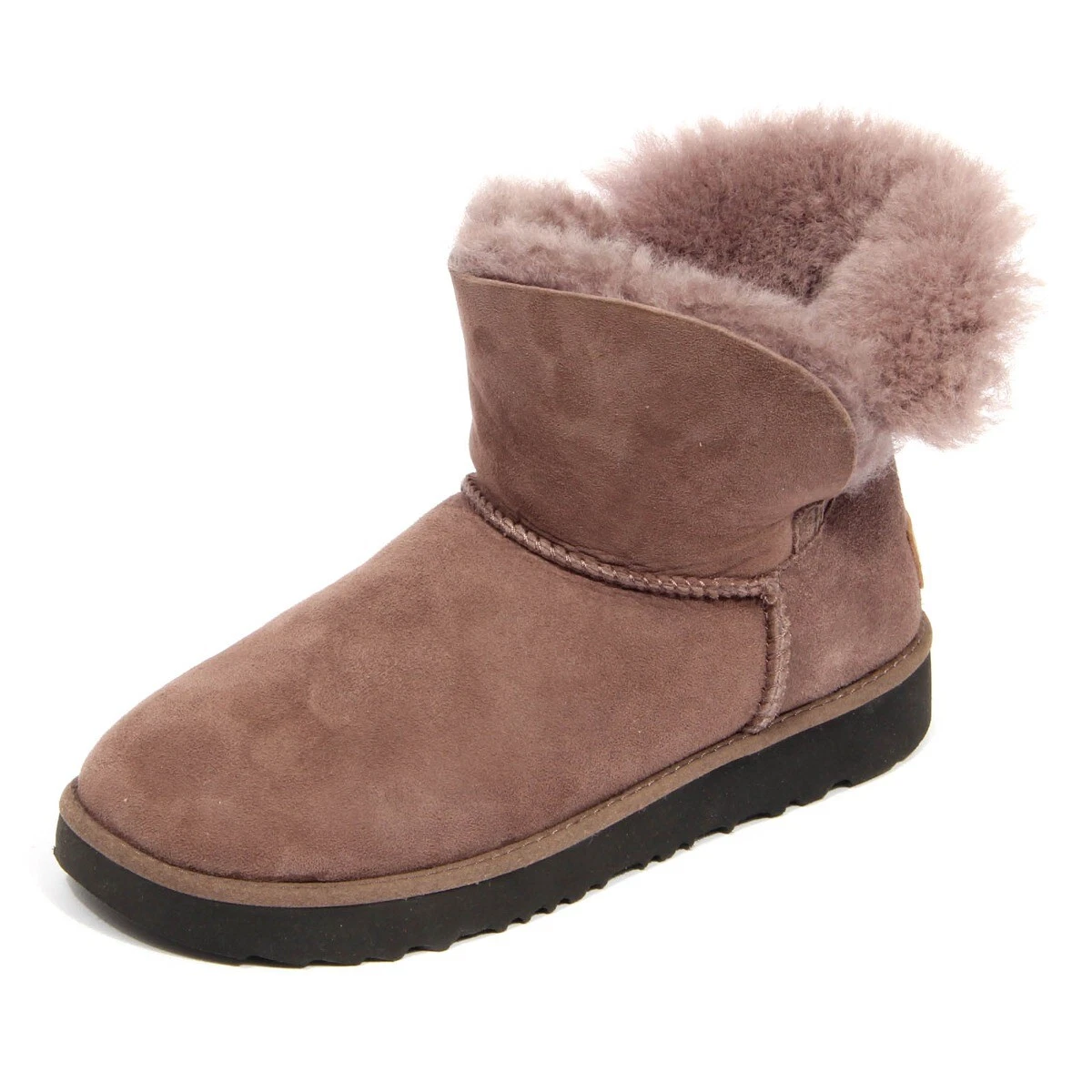 Ugg boots classic cuff mini deals