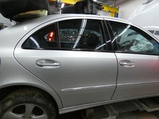 T&uuml;r hinten rechts W211 E420 CDi Iridiumsilber C775