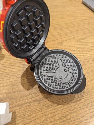 Pokémon Pikachu Mini Waffeleisen - Brandneu