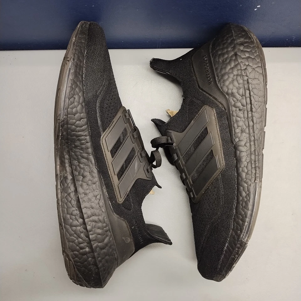 Adidas Ultraboost 21 Tenis Mujer EE. UU. Talla 10 Negro Atlético Con Cordones FZ2762 Foto 3 de 4