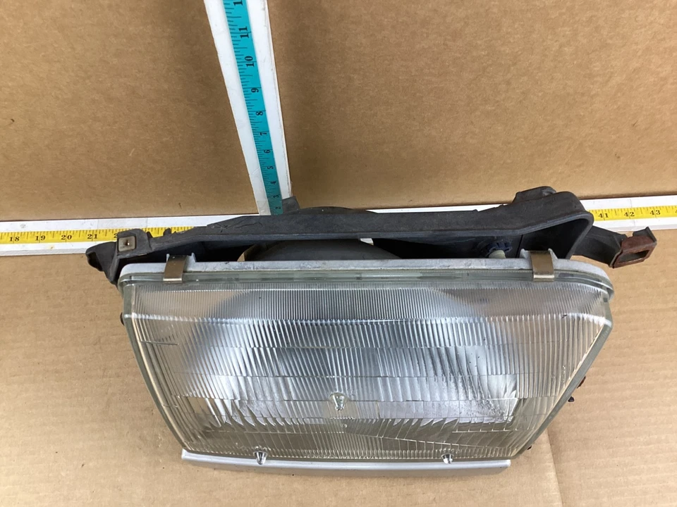 Conjunto de faros laterales derechos Toyota 4Runner 1996-1999 8111035231 OEM Foto 2 de 4