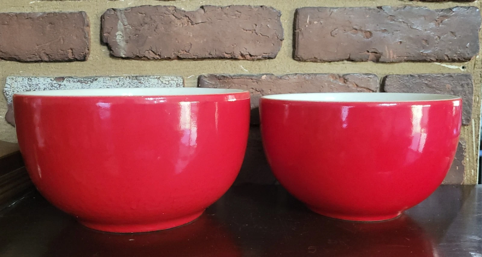 Set 2 Vtg Oven Proof Red nesting Mixing Bowls 2qt & 1 qt 14oz. USA