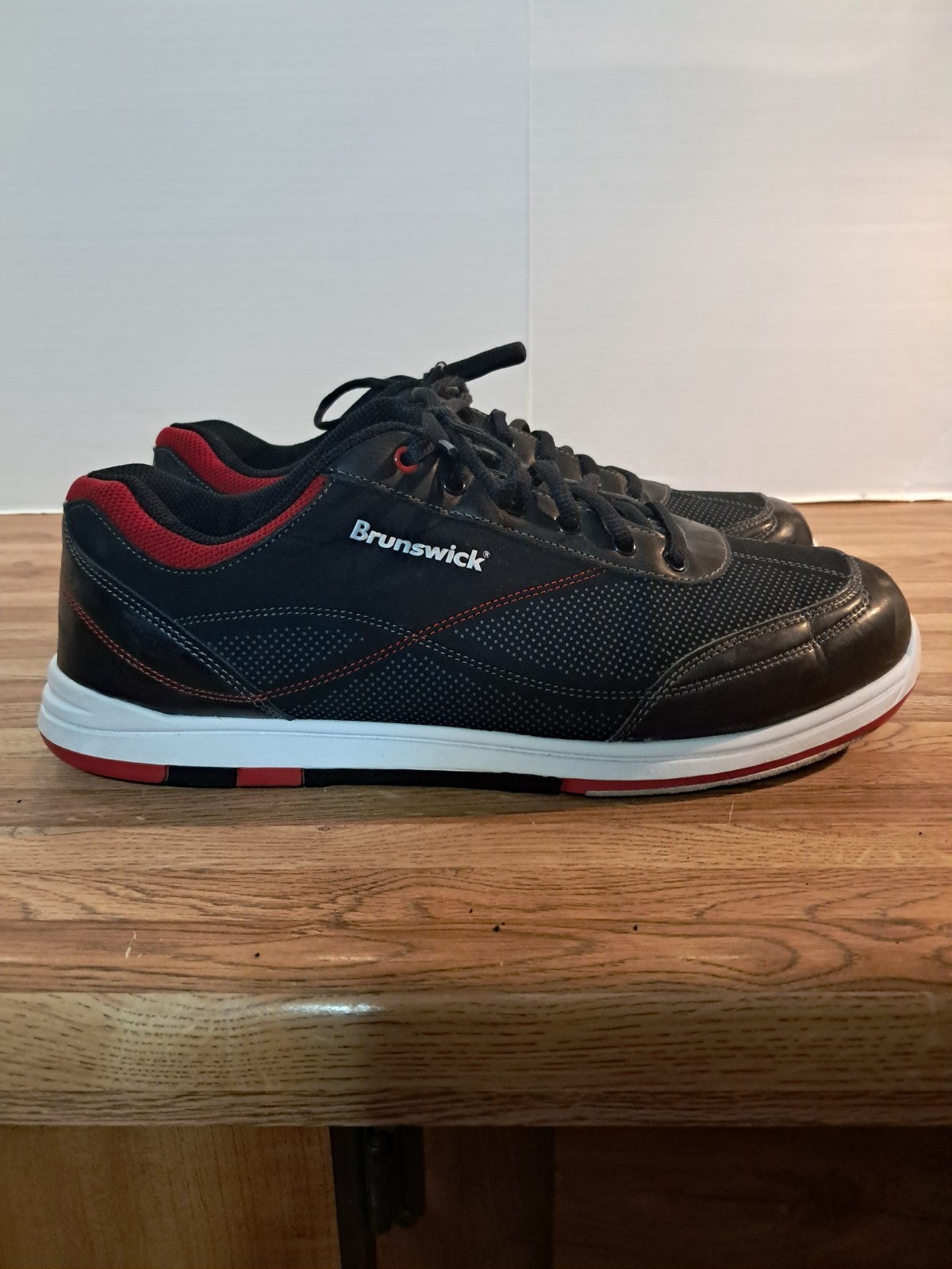 Womens 13 Titan Black Red Leather Lace Up Casual M-016