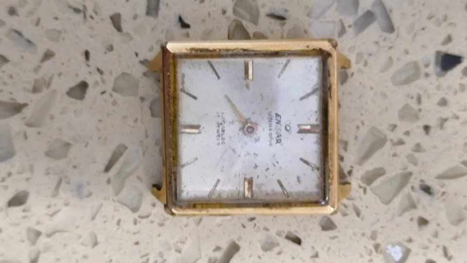 Reloj ultrasónico Enicar 1950 para hombre cuadrado cuerda manual chapado en oro FUNCIONA para piezas Foto 3 de 4