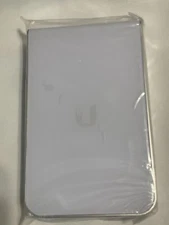 Ubiquiti Unifi UAP-AC-IW In-Wall 802.11ac Access Point, PoE, Dual-Band Wi-Fi (1)