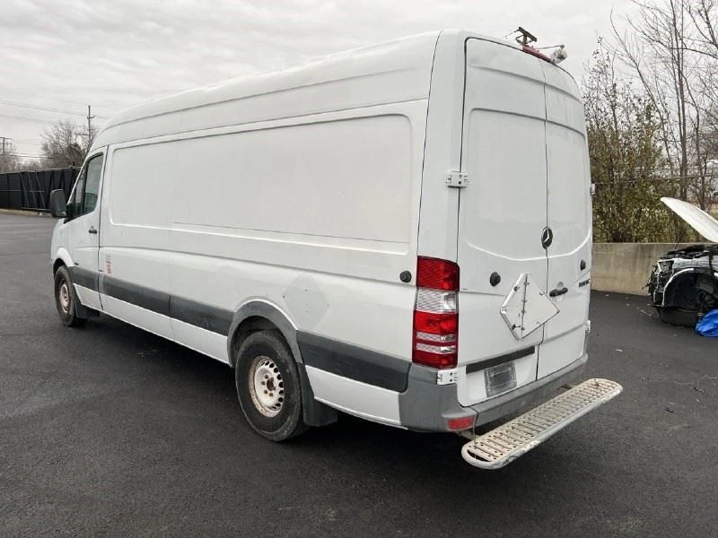 Driver Left Fender compatível com 10-13 Mercedes Sprinter 2500 9251 - Imagem 4 de 4