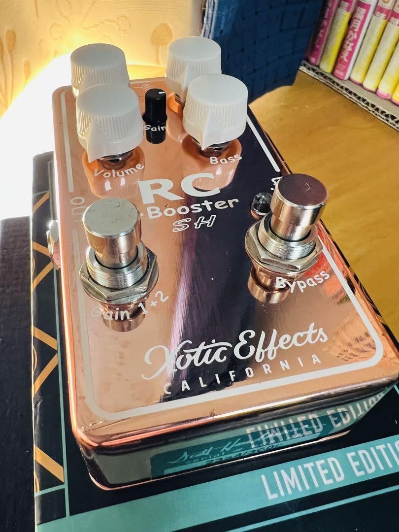 限定品 Xotic RC Booster SH Scott Henderson Xotic Effects RC-Booster Scott Henderson - What To Know