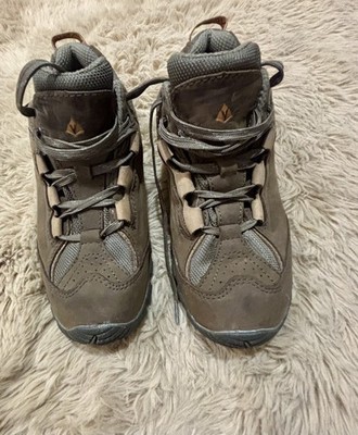Vasque 7071 Hiking Shoe Women s 8 1/2 Brown Leather Gore-Tex Vibram Sole