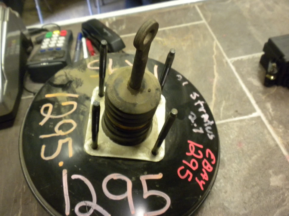 Dodge Stratus Chrysler Sebring 2001-2002 montaje de refuerzo de freno eléctrico OEM Foto 3 de 3