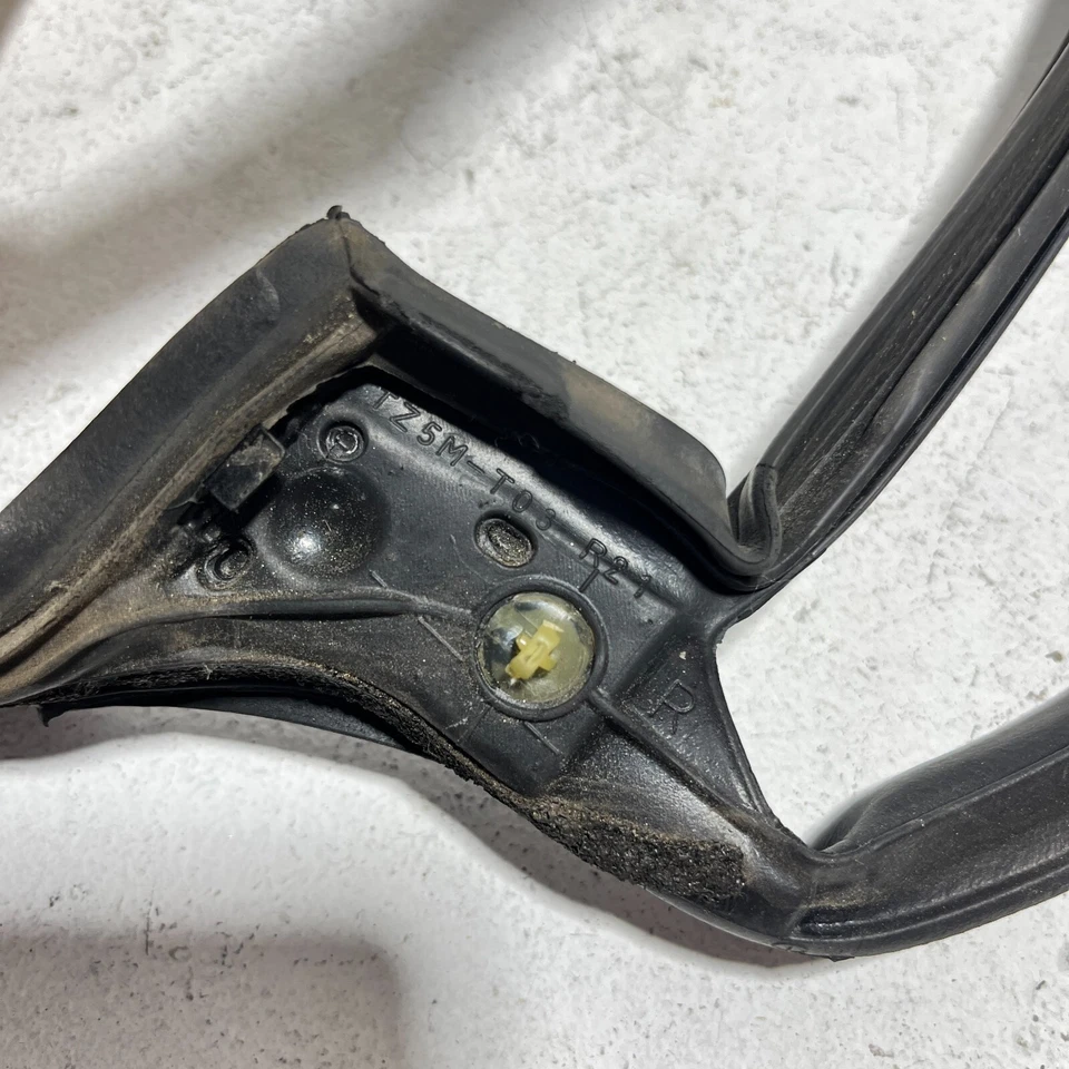 右后门面板 Weatherstrip 密封讴歌 MDX 2014 - 2020 原始设备制造商 — 第 3/4 张图片