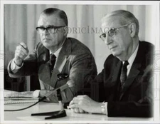 Press Photo Richard Gerstenberg & James Roche at General Motors' news conference
