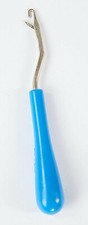 Latch Hook Tool and Rug Making BLUE Handle Yarn Hooking Arts Craft 6"