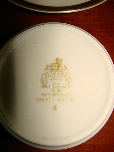 PICKARD CHINA ONE FLAT CUP 2 1/2" & SAUCER "ENSEMBLE BURGUNDY" w GOLD PRISTINE - Picture 8 of 10