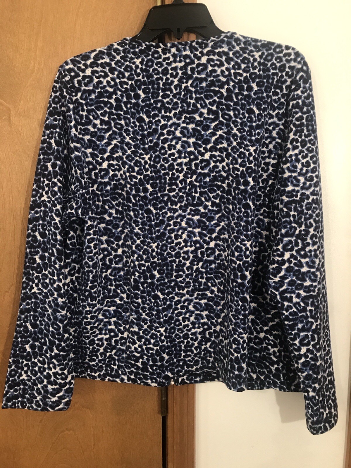 Cathy Daniels womens long sleeve zip up  jacket pockets Blue animal print Large