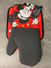 NEW Disney Minnie Mouse Oversized Oven Mitt And Pot Holder 2 Piece Set Black Red