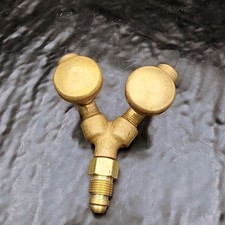 Western Enterprises Dual Shutoff Y Valve Splitter Brass 5/8-18 M 200PSIG
